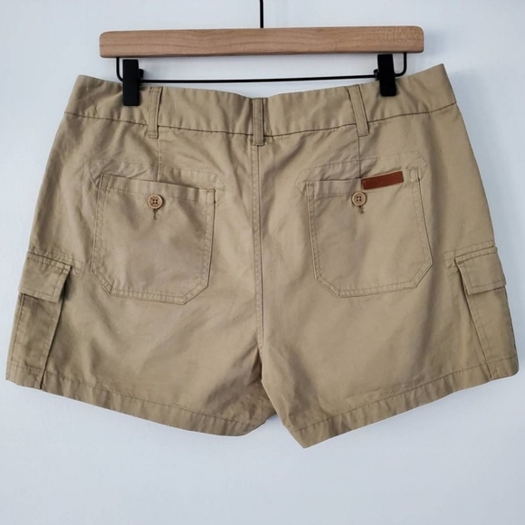 NWT United by Blue khaki cargo shorts womens size L - Picture 2 of 3